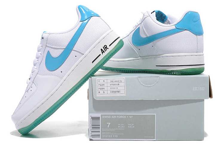 Air Force 1 Low Femme 07 New Air Force One Nike Court Tradition